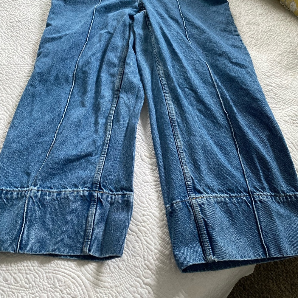 Zara Blue Wide Leg Flare Jeans with Cuffed Hem